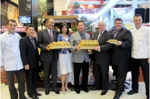 KCG – Kim Chua Group ร่วมกับ Tops Supermarket เปิดตัวสินค้าขนมปังเพื่อสุขภาพ "บาคาดรีน"